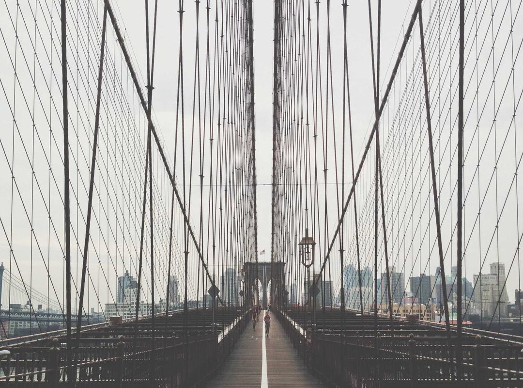 Where to Find linaliciouss: A Multi-Platform Presence